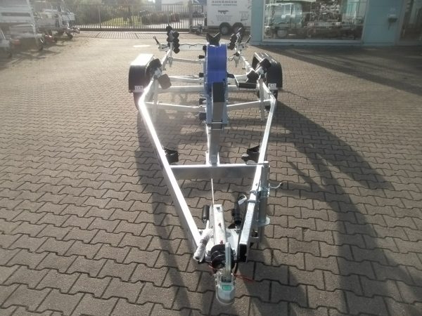 Bootsanhänger Stahl  2000 kg – Bild 7