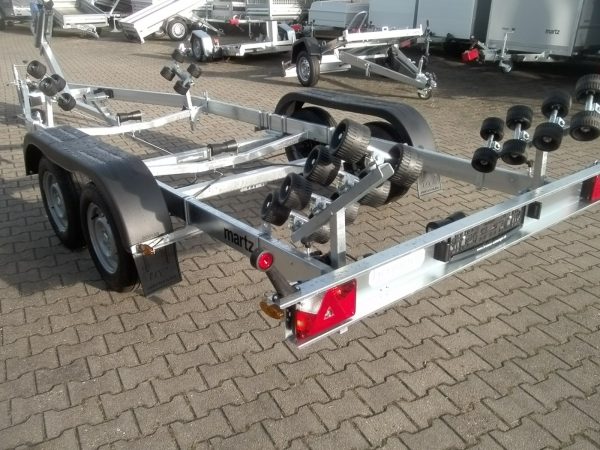 Bootsanhänger Stahl  2000 kg