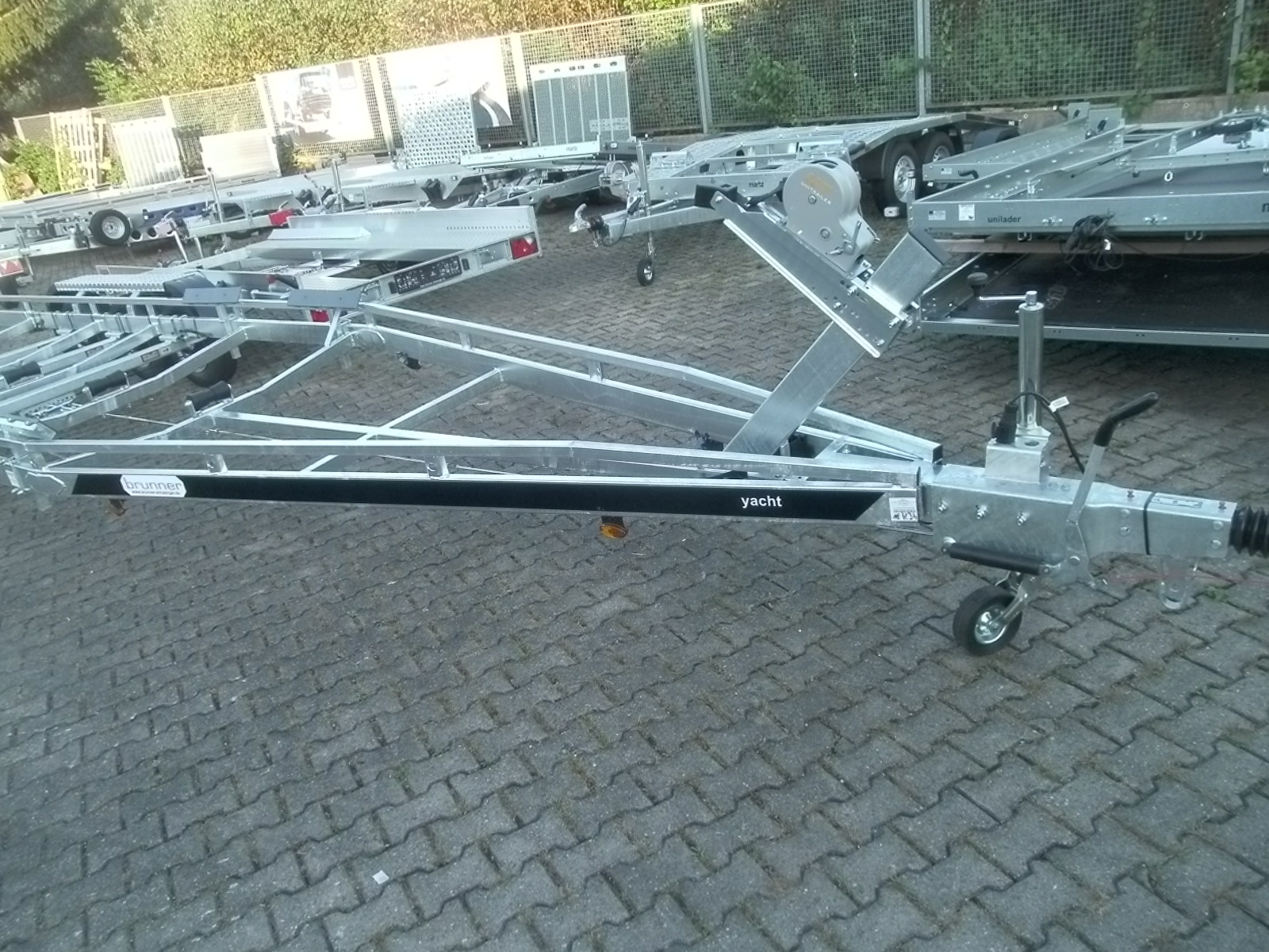 Bootsanhänger ALU 3500kg Tridem 9,15m – Bild 5
