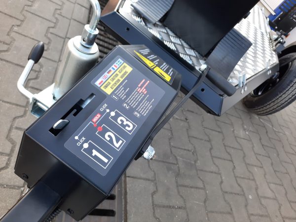 Motorradanhänger 750kg absenkbar und zum Zusammenklappen ungebremst - 100 KM/H – Bild 5