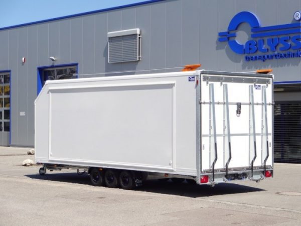 Autotransportanhänger Kofferanhänger 3500kg Tridem Deluxe – Bild 3