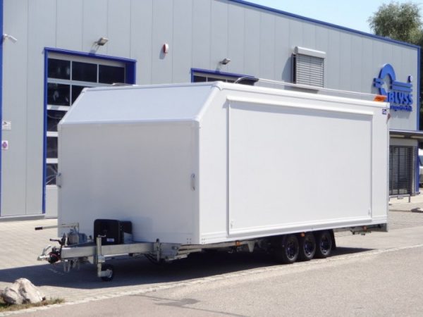 Autotransportanhänger Kofferanhänger 3500kg Tridem Deluxe – Bild 4