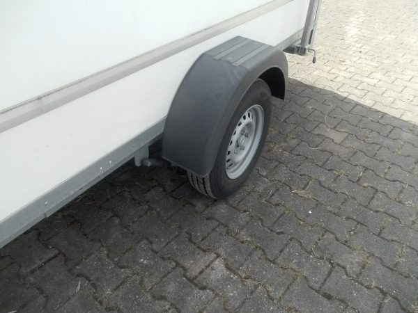 Kofferanhänger 1300kg KARGO mit RAMPE 300x147x180cm Gebraucht – Bild 6