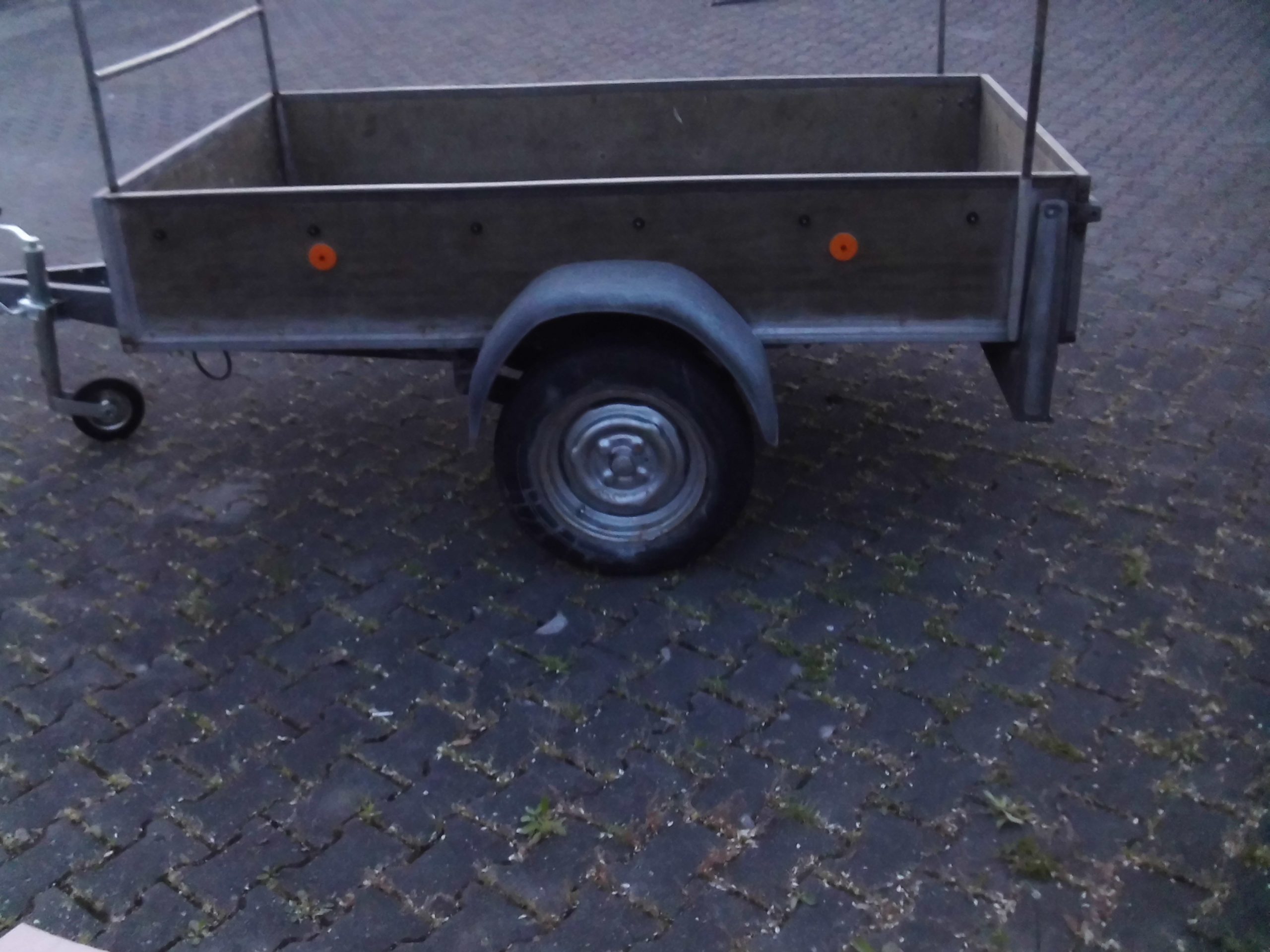 WESTFALIA Anhänger 600kg mit Leitergestell 208x114x35cm gebraucht